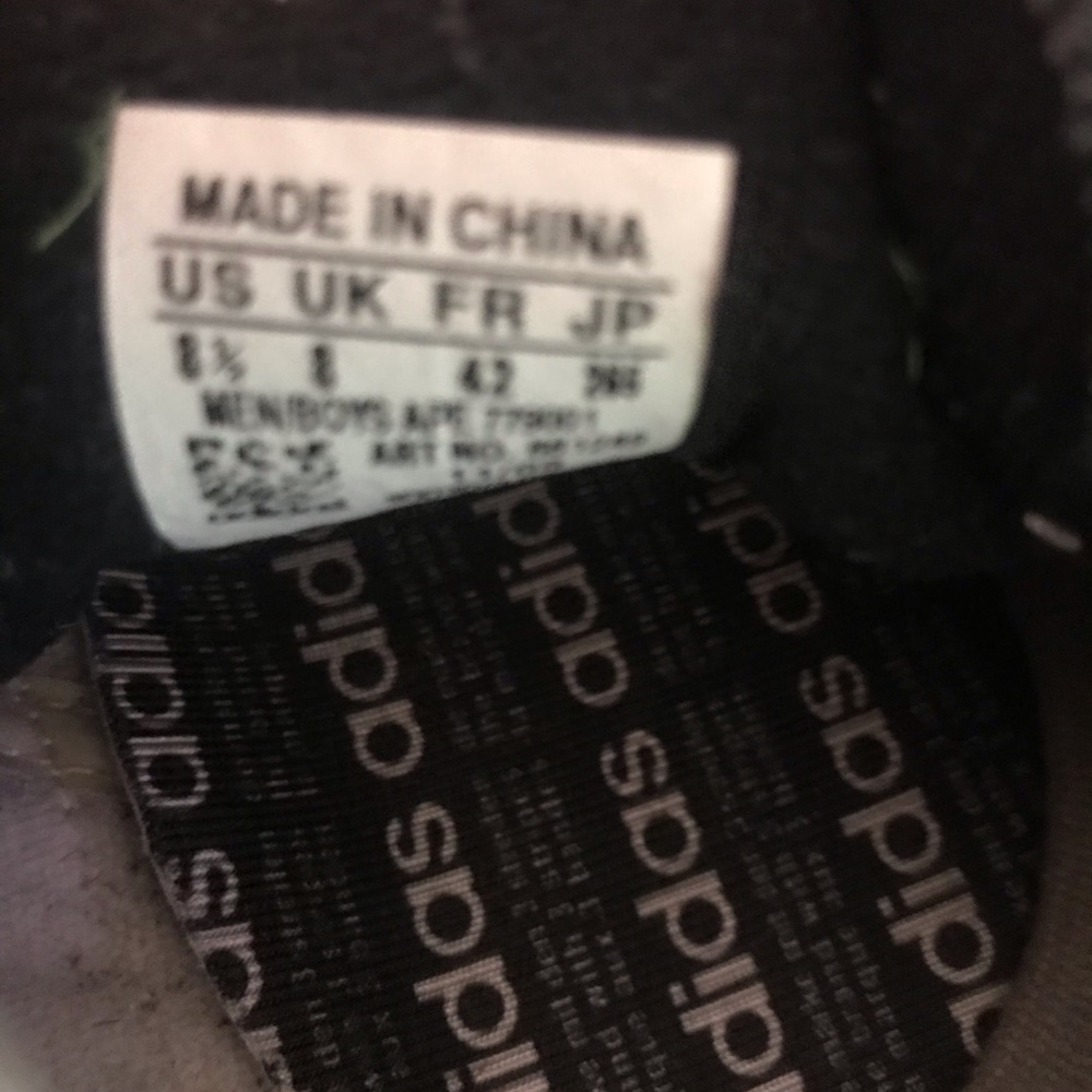 Adidas Classics - Picture 3 of 3